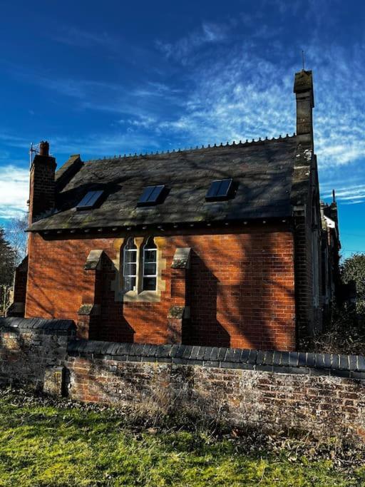 The Old School House Retreat Lejlighed Tibberton  Eksteriør billede